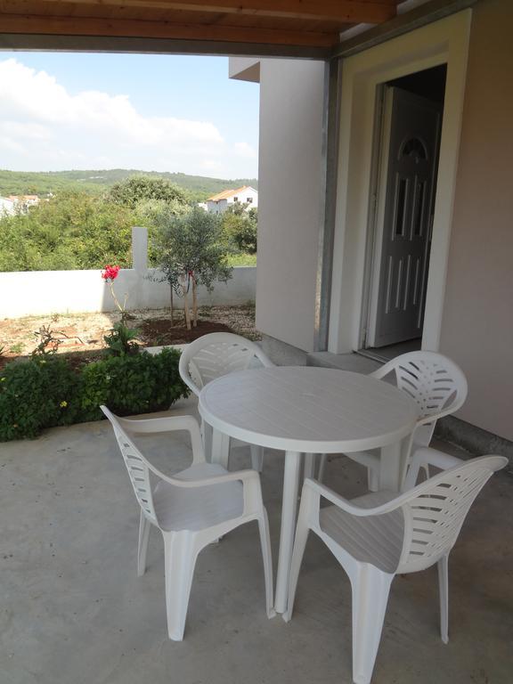 Apartments Franov Bibinje Rom bilde