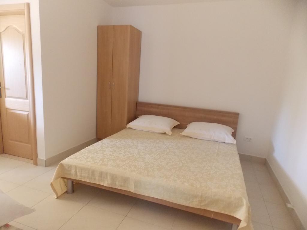 Apartments Franov Bibinje Rom bilde